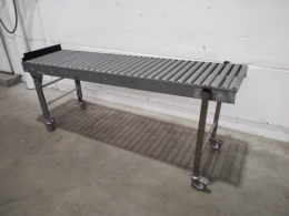 2 meter roller conveyor